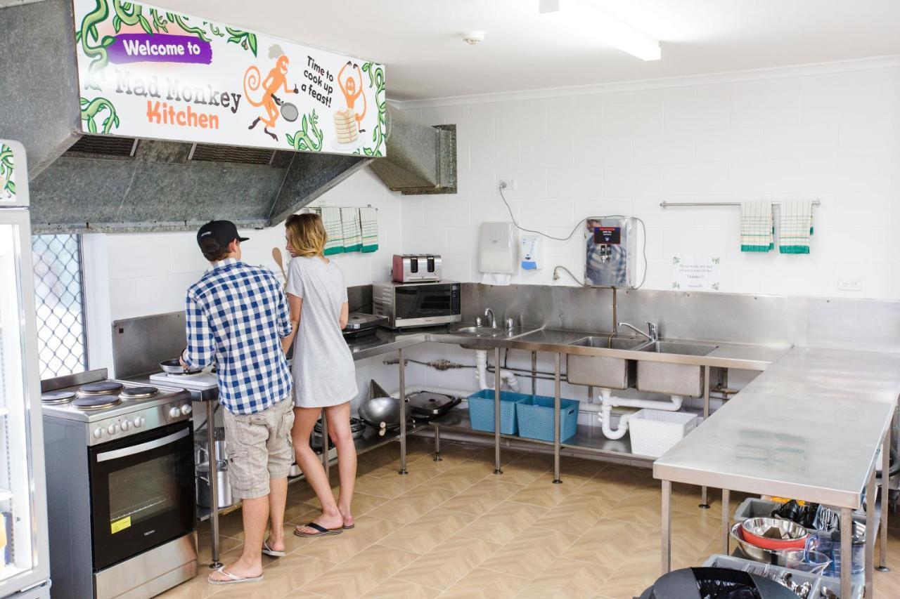 Hostel Mad Monkey Waterfront Cairns Exterior foto